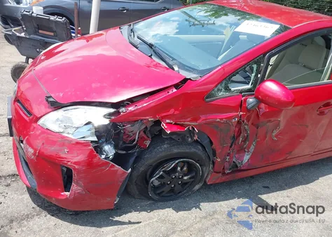 2014 Toyota Prius Two z USA, uszkodzony, nr VIN JTDKN3DU2E1760148